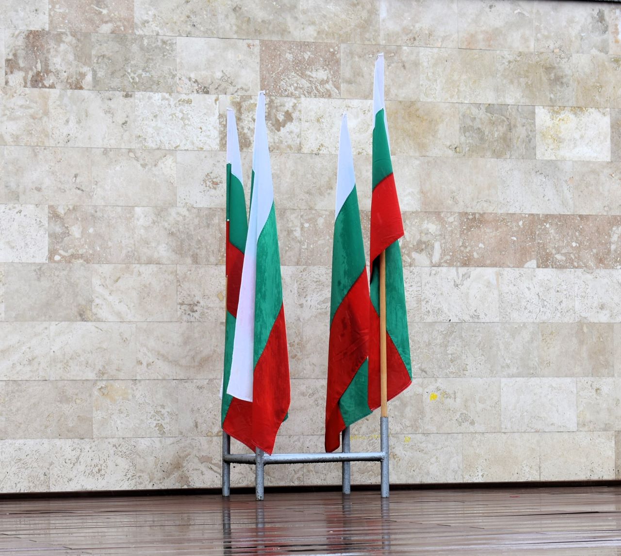 В навечерието на най големия християнски празник Рождество Христово отново ще