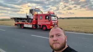 Иван Иванов