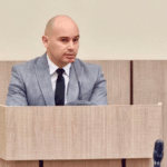 Иван Иванов