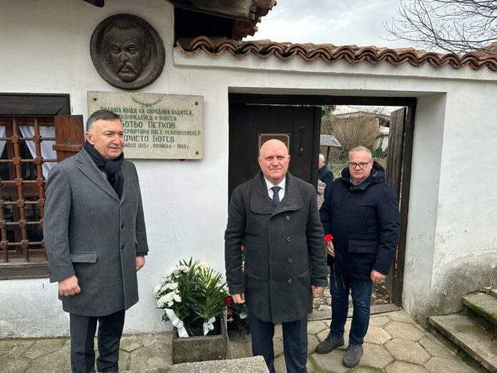 Проф. Галин Цоков в Карлово