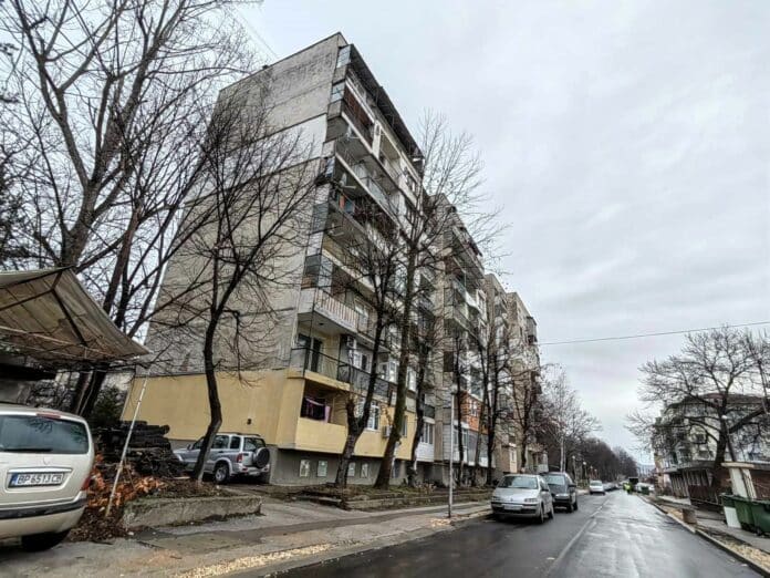 Блок в Мездра