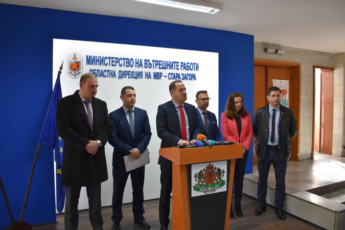 Днес външният министър Калин Стоянов и главният секретар на МВР