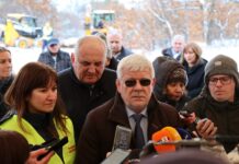 Министър Кирил Вътев