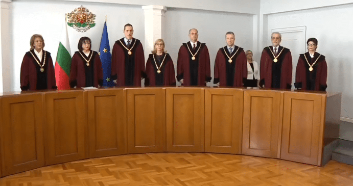 Десислава Атанасова и Борислав Белазелков официално станаха конституционни съдии На церемонията