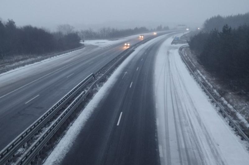 Републиканските пътища са почистени и проходими при зимни условия като