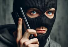 Телефонна измама
