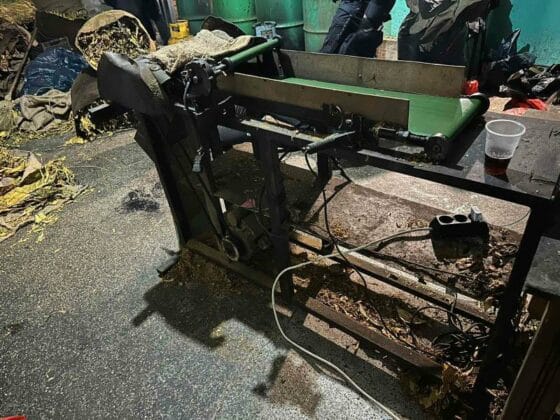 Нелегален цех за тютюн