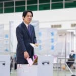 Уилям Лай гласува