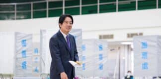 Уилям Лай гласува