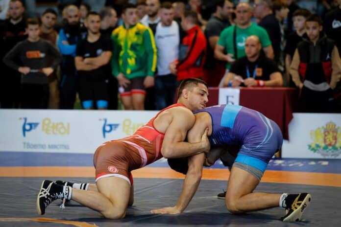 Георги Вангелов/червено