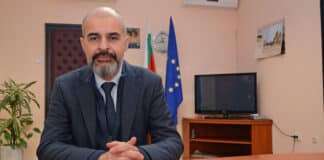 Павел Попов