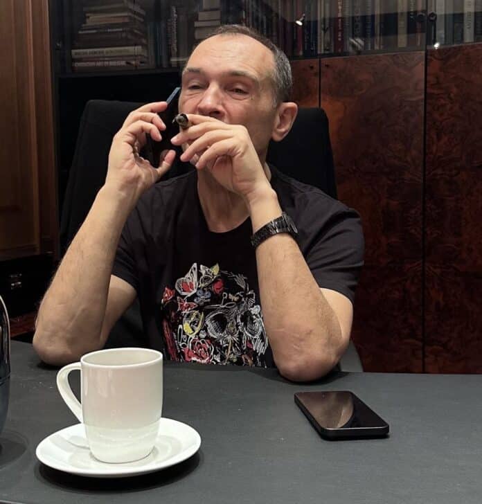 Васил Божков