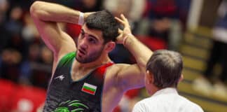 Айк Мнацаканян