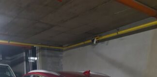 Автомобилът