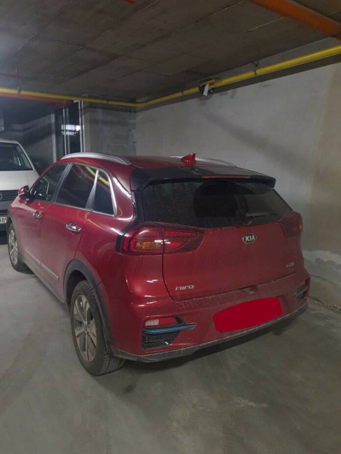 Автомобилът