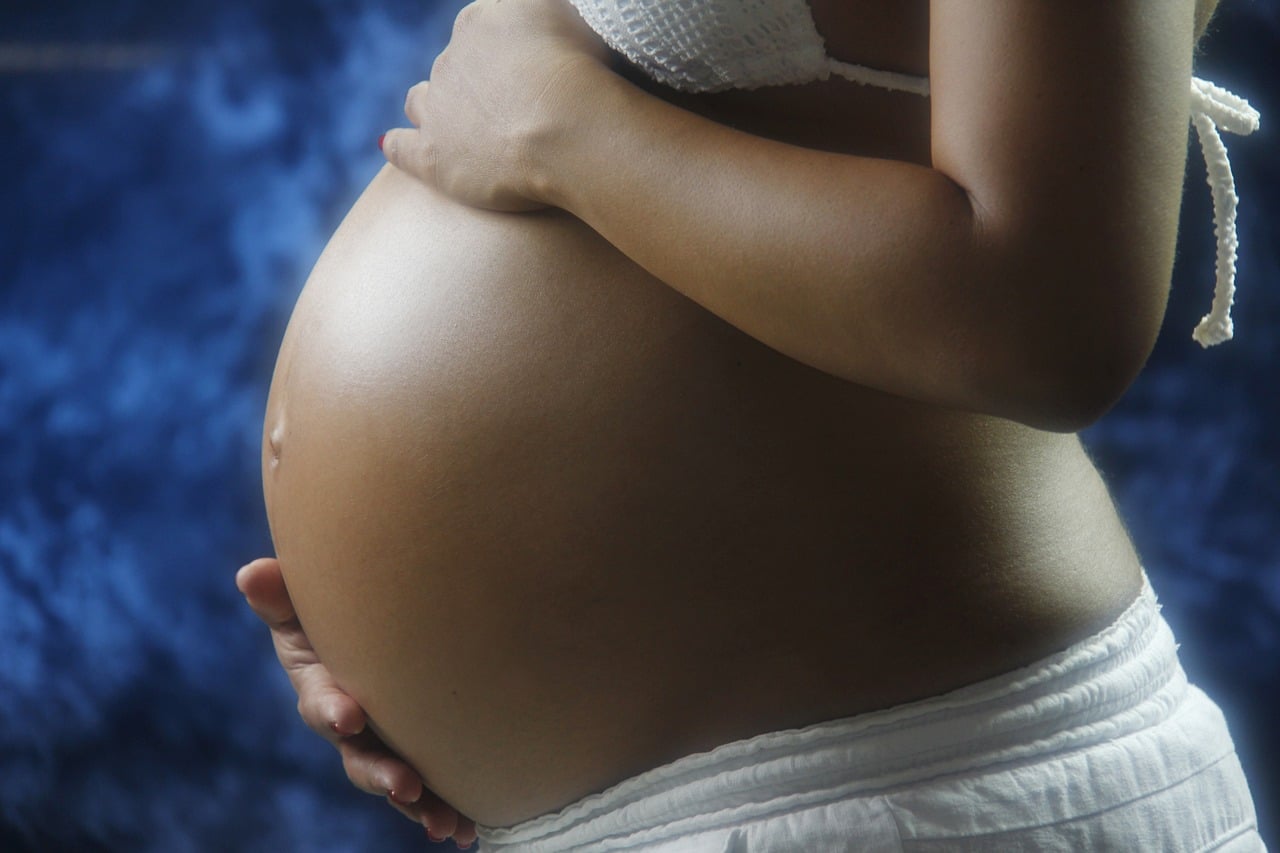 Решението на Върховния съд на Алабама че замразените ембриони се