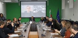 Дискусията