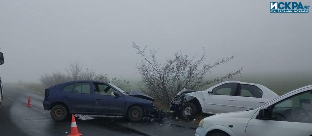 Зрелищна катастрофа е станала тази сутрин на пътя Бургас –