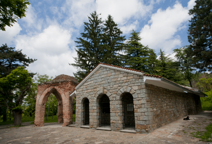 Казанлъшка тракийска гробница