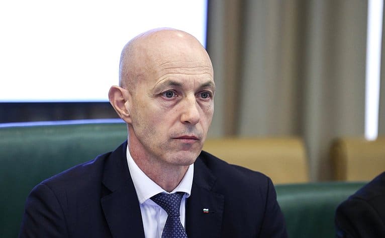 Делегация на Възраждане посети Руската федерация по покана на партия