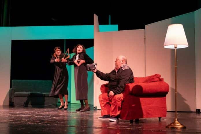 Театрална пиеса