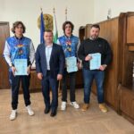 Награждаване на плувците