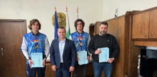 Награждаване на плувците