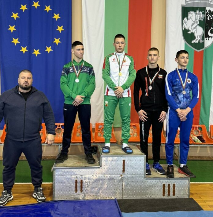 Петко Саракостов