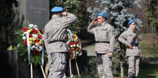 Почит пред паметника на Васил Левски