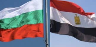 Знамената на България и Египет