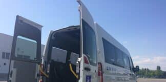 "Позвъни и се вози"