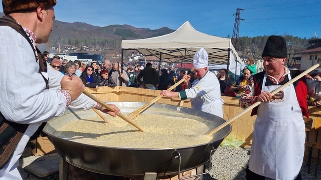 В Априлци тази година се провежда празник на сланината и