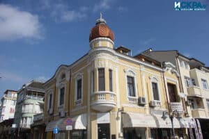 Жилищно-търговска сграда на Петър Димитров