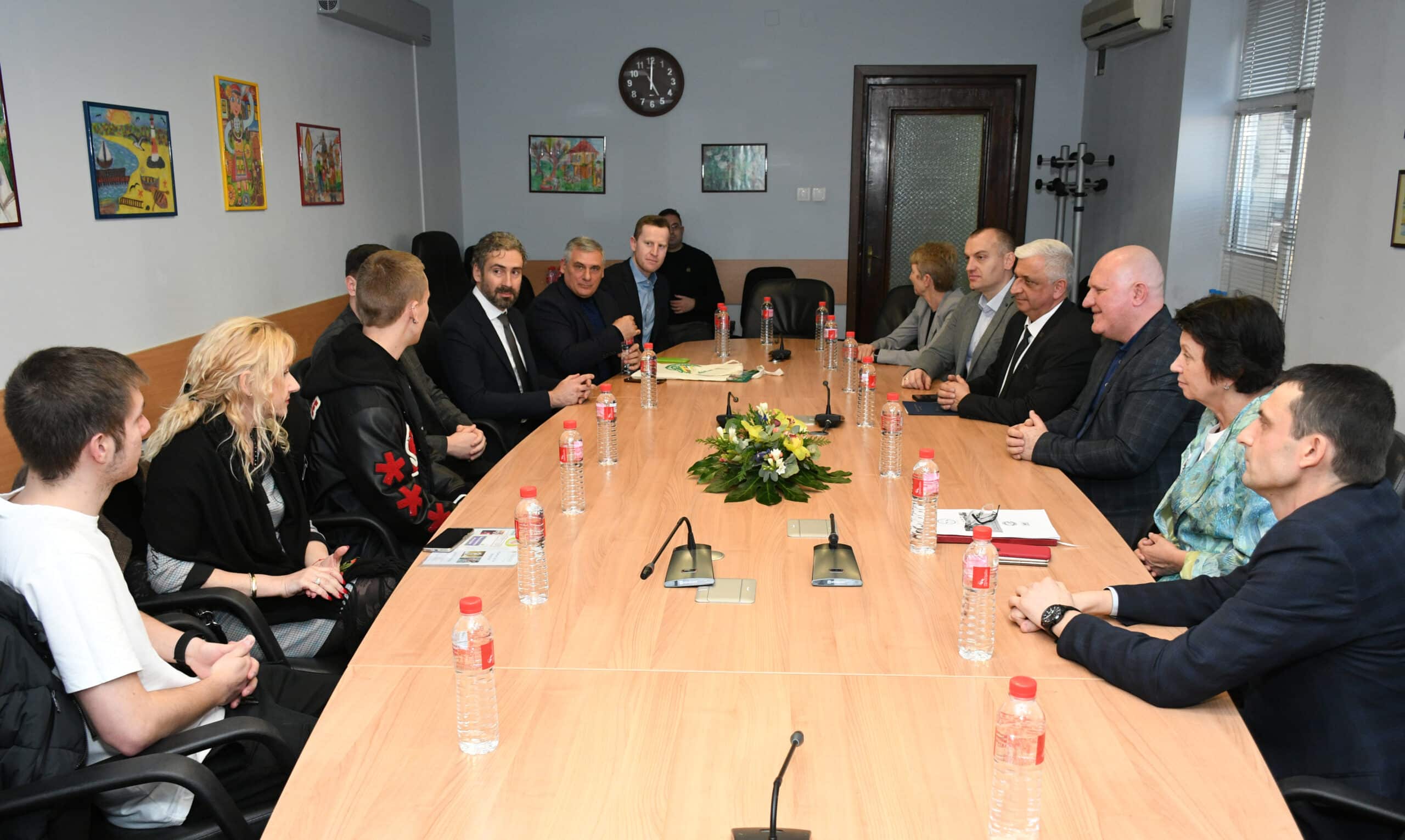 Възможностите за популяризиране на хокея на трева сред учениците и