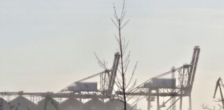 Насипни товари, пристанище