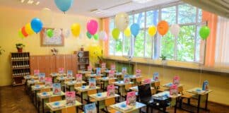 Класна стая, училище, образование, Учебната година