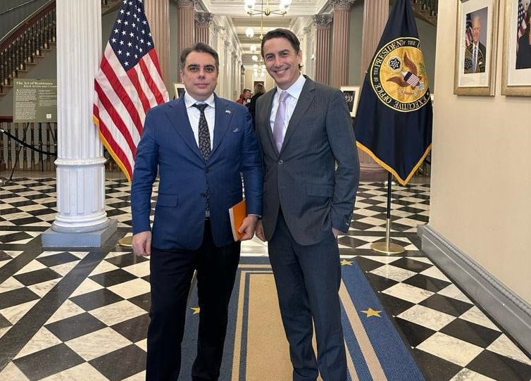 Във Вашингтон се проведе ключова среща между министъра на финансите