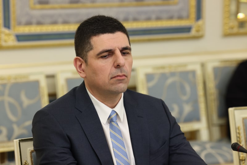 Депутатът от ПП ДБ Ивайло Мирчев съобщи че процесът по прехвърлянето