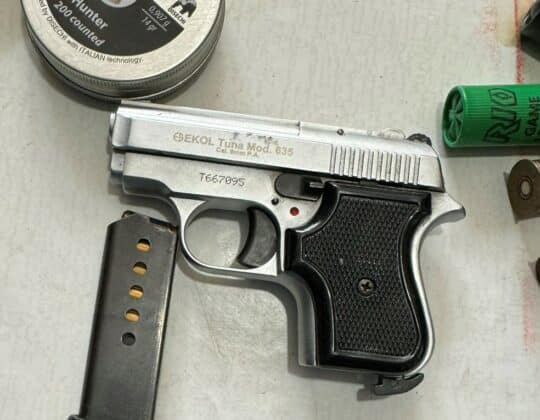 Оръжие и боеприпаси