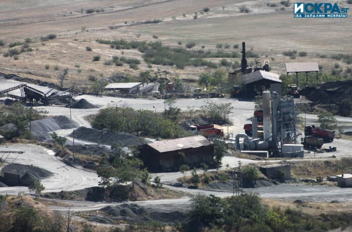 Кариера за инертни материали