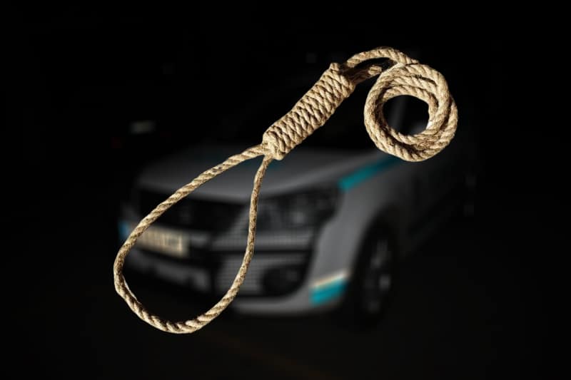 Млада жена е била открита мъртва в градския парк на