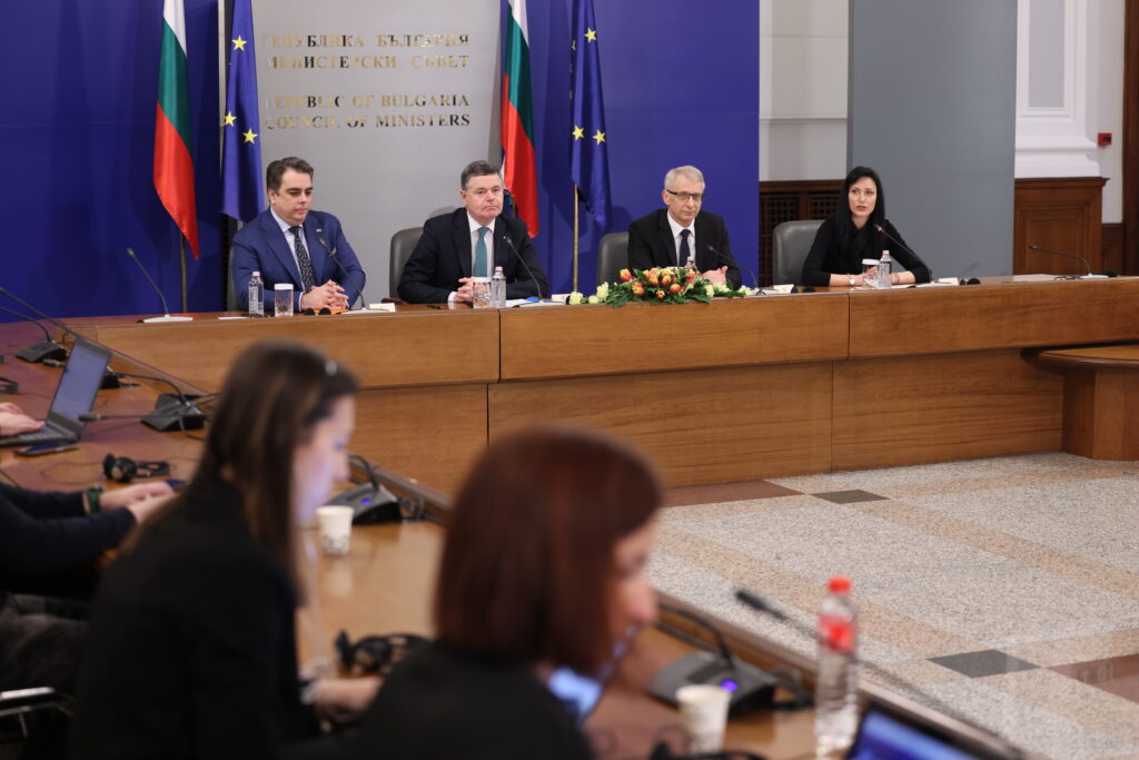 Силно вярвам че България ще се присъедини към еврозоната през