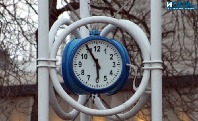 Часовникът в Бургас