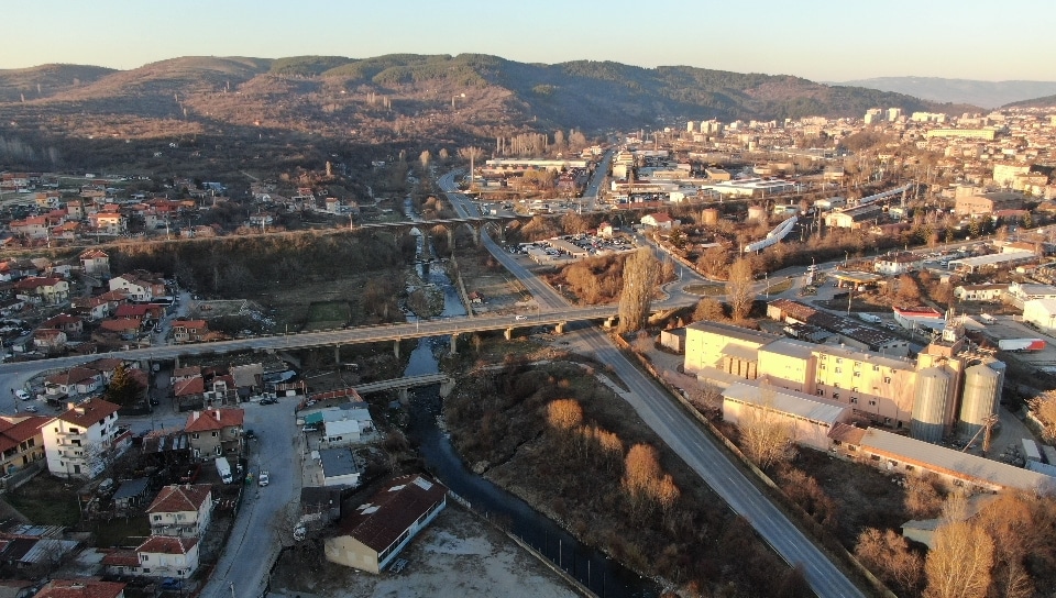 Кметът на Дупница Първан Дангов въведе нови правила за празнуване