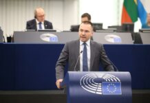 Ангел Джамбазки