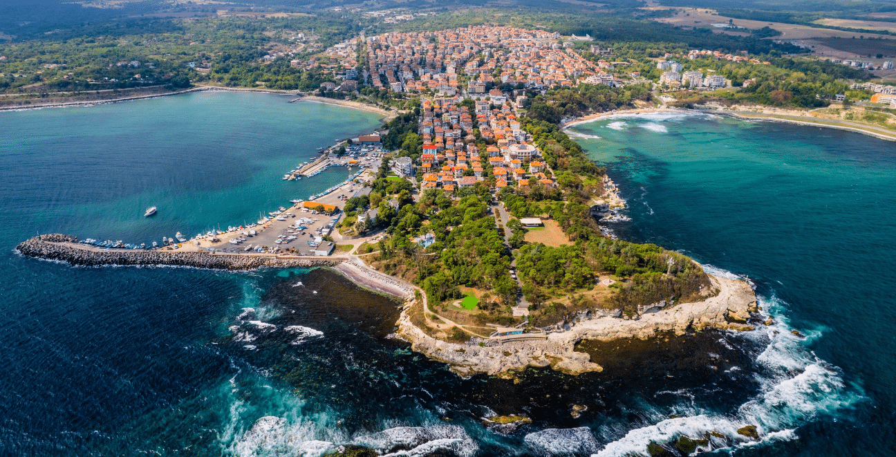 Започват ремонти на детски градини училищна инфраструктура в Ахтопол Царево