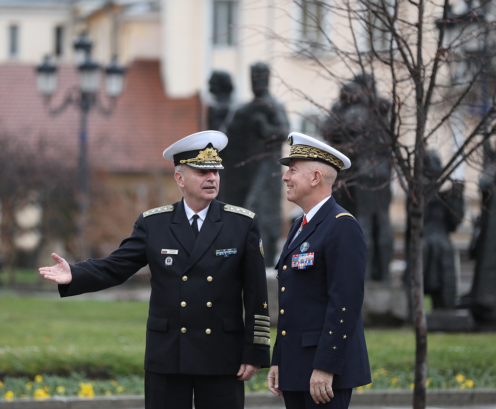 Изграждането на Въоръжени сили които да са адекватни сега след