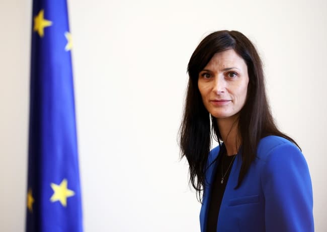 Поздравявам Радмила Шекеринска с назначаването ѝ на отговорната позиция заместник генерален