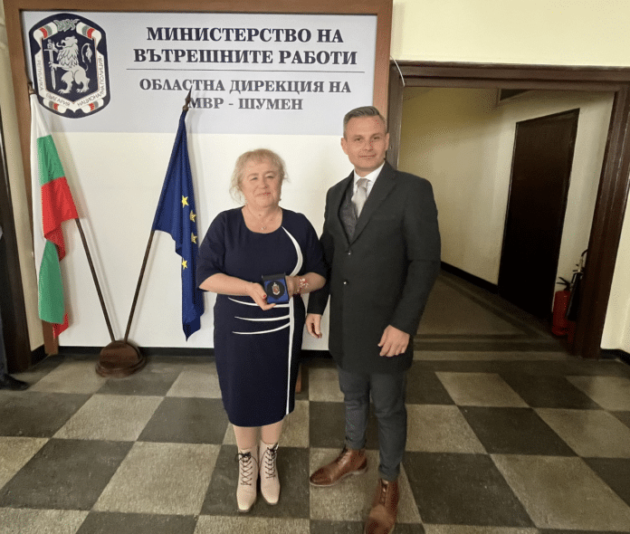 Илияна Павлова и ст. комисар Георги Гендов