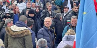 Костадин Костадинов